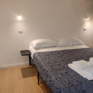 Camera grande con letto king size